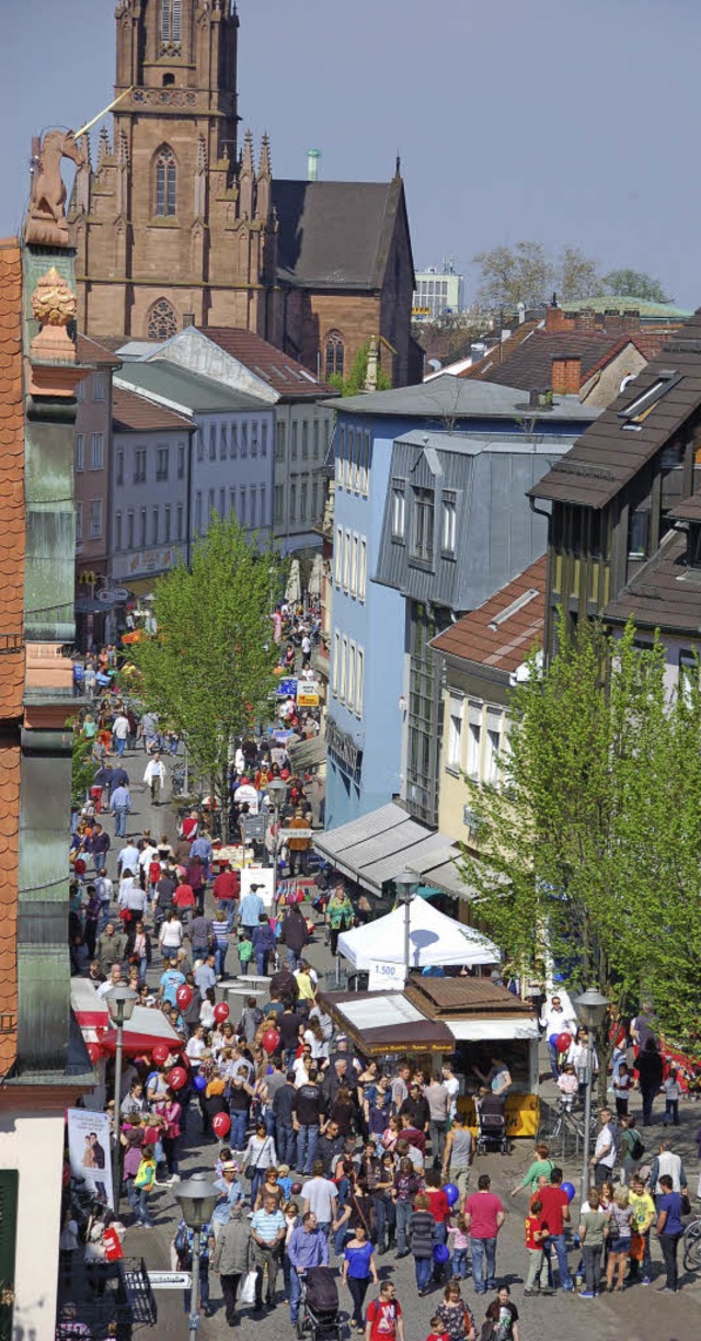 Am Sonntag ffnen die Offenburger Lde...steinkauf, auch auf der Grnen Wiese.   | Foto: Seller