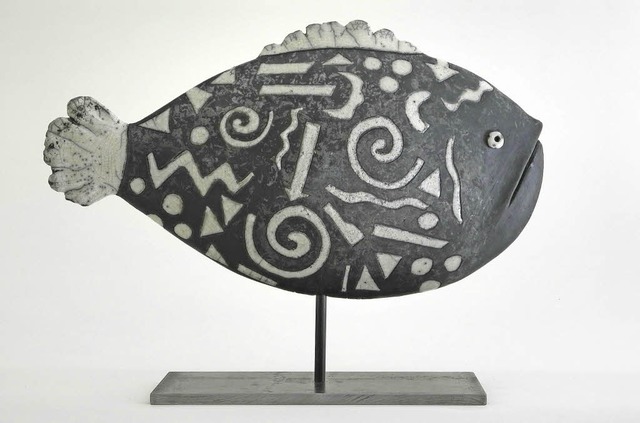 Keramiken stellt Ursula Grtz-Fnfschi...ren- und Schmuckgeschft  Donkel aus.   | Foto: ZVG