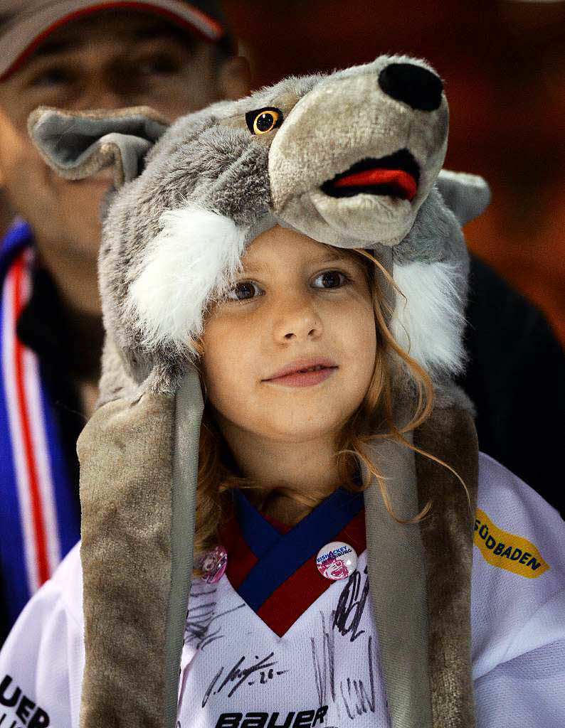 EHC Freiburg gewinnt 6:2 gegen Gladiators aus Erding