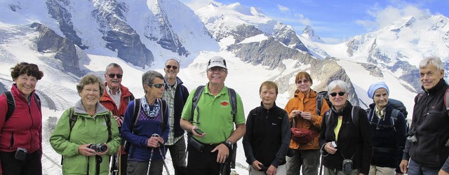 Lahrer Wanderer vor imposanter Bergkulisse   | Foto: privat