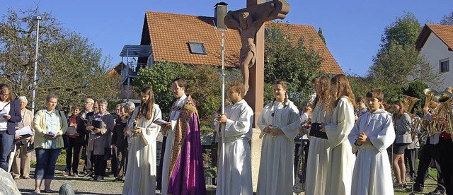 Beim Kirchweihfest in Eichsel wird tra...em Friedhof der Verstorbenen gedacht.   | Foto: Petra Wunderle