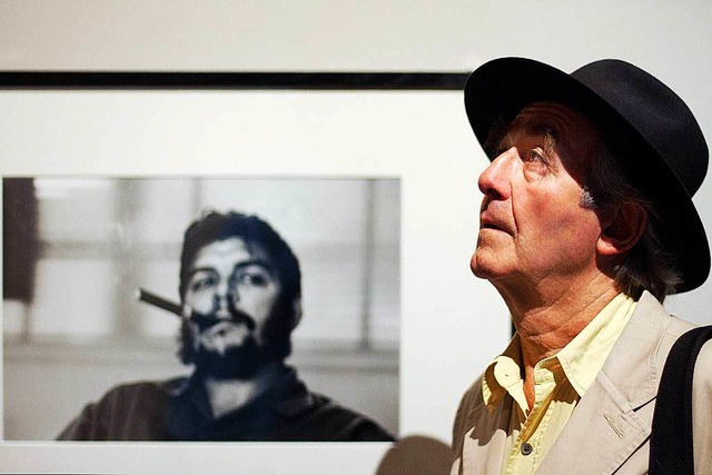 Meister und Modell:  Burri und sein berhmtes Guevara-Foto    | Foto: dpa
