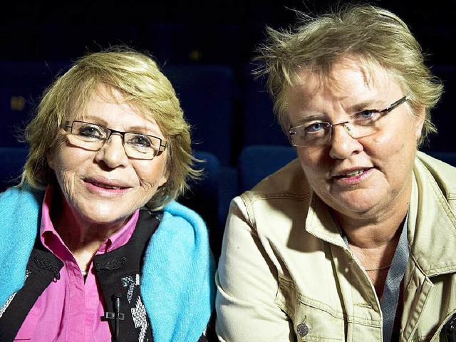 Die Filmemacherin Ilona Rothin (rechts...tzmon bei der Premiere in Braunschweig  | Foto: Emily Wabitsch
