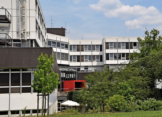 Mit 190 Betten hat das Spital Bad Sck...aldshut hat 261 Betten zur Verfgung.   | Foto: Archivfoto: Elisabeth Willers