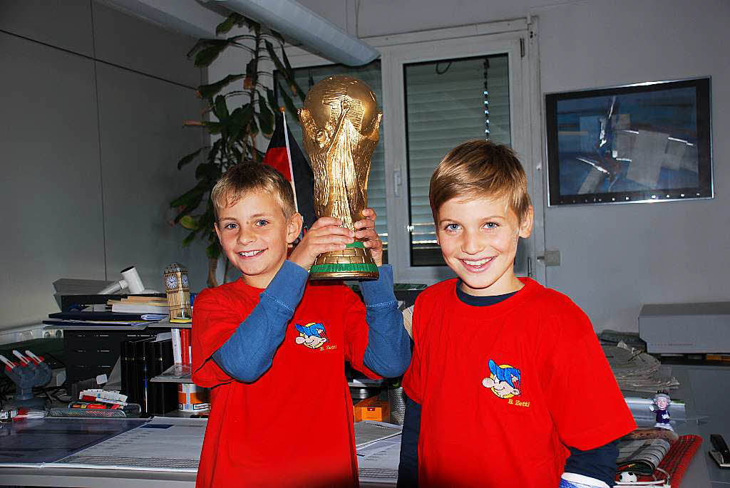 Echte Weltmeister-Reporter: Julian und Johannes.