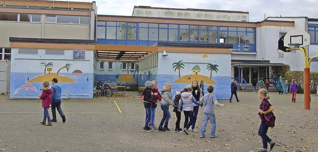 Reutes Schule hat jetzt einen Namen &#... Lehrer waren bei der Suche beteiligt.  | Foto: Pia Grttinger