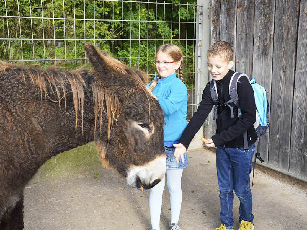 Berhrungsngste haben die Kinderreporter keine.