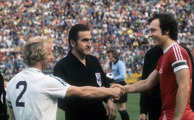 Mannschaftskapitne ihrer legendren T...s) und der Mnchner Franz Beckenbauer   | Foto: IMAGO