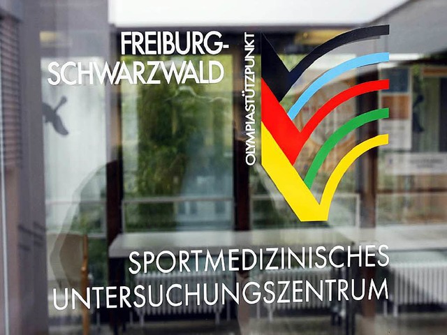 Der Eingang zur Sportmedizin Freiburg.  | Foto: A2070 Rolf Haid