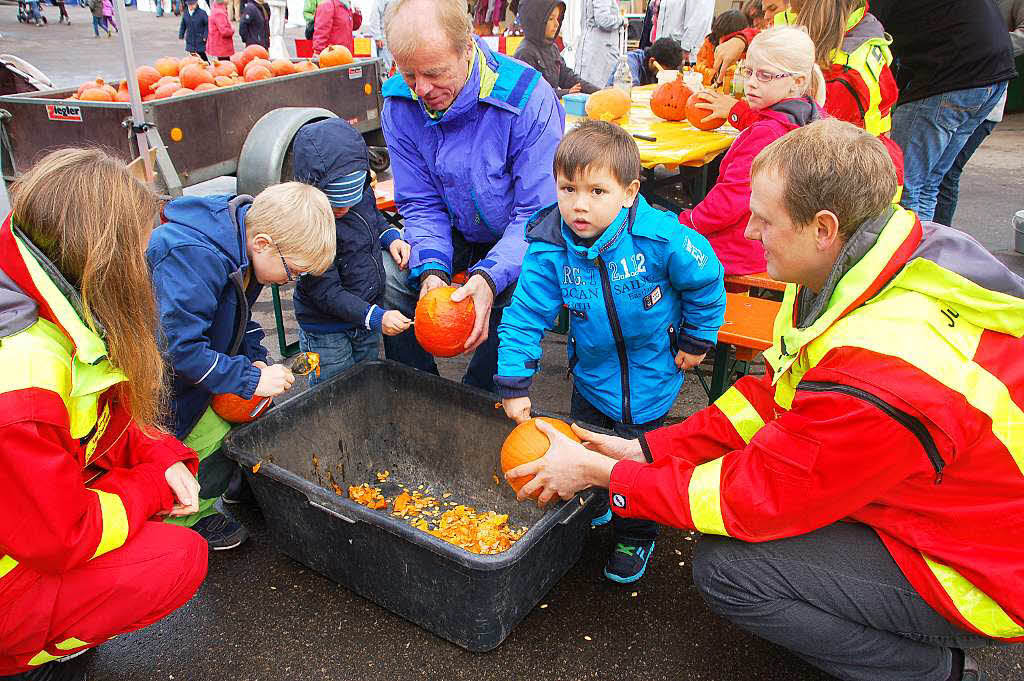 Impressionen vom Bauernmarkt in Minseln