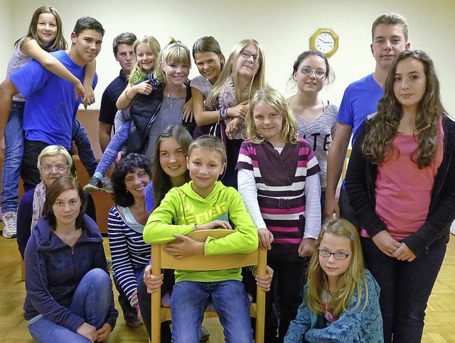Die Mitwirkenden des Kinder-und-Jugend-Theaters   | Foto: Karla Scherer