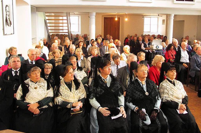 Die Hertinger Kirche war beim Festvortrag zum 104. Hebelschoppen voll besetzt.   | Foto: Jutta Schtz