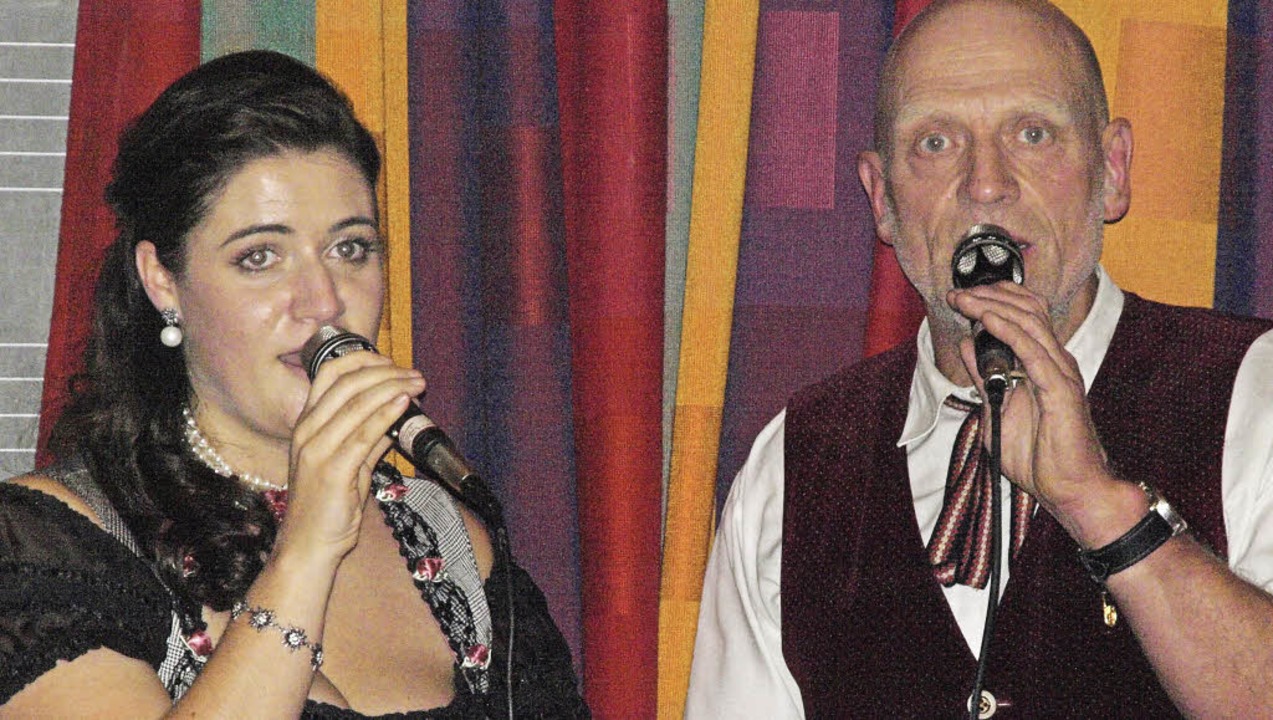 Bei seinem traditionellen Wunschkonzer...erpretiert vom Gesangsduo Vera und Uli  | Foto: Karin Stckl-Steinebrunner