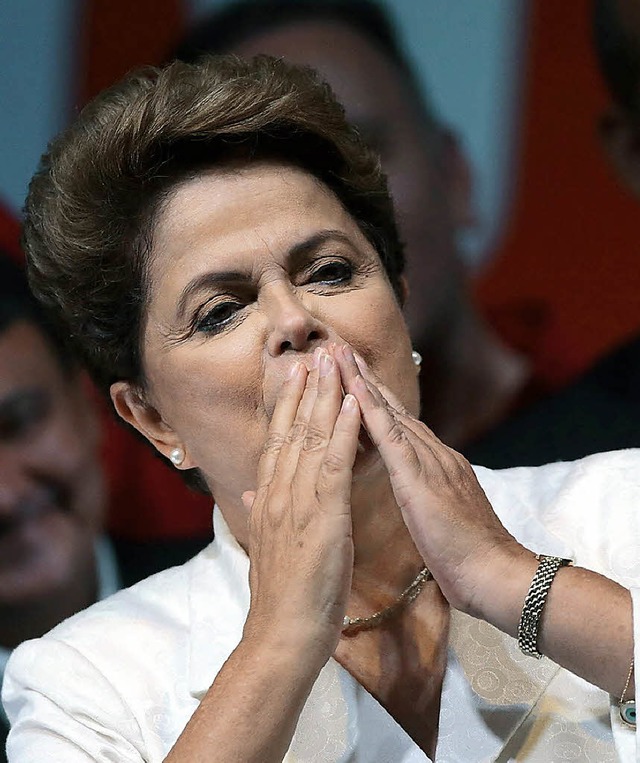 Rousseff feiert ihren Sieg in Brasilia.   | Foto: dpa