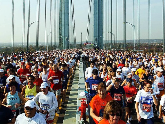 Start beim New York Marathon &#8211; a...eses Mal ber die lange Brcke joggen.  | Foto: STAN HONDA