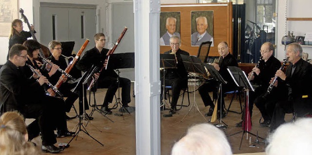 Aufmerksame Zuhrer hatte das Ensemble...rtes eine besondere Atmosphre schuf.   | Foto: Heiner Fabry