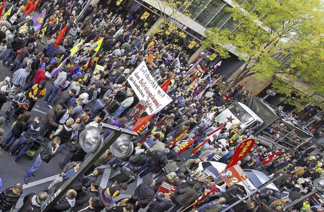 Die Polizei traute ihren Augen nicht: Stuttgarts City am Samstag   | Foto: dpa