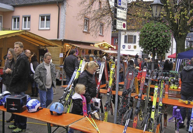 Schon immer zu Martini: Brettlemarkt bei der Skizunft  | Foto: Thomas Steimer