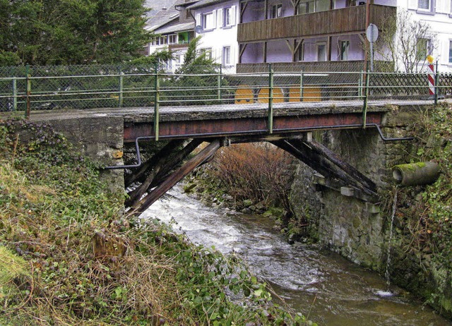 Sichtlich altersschwach ist die sogena...t und jetzt grundsaniert werden muss.   | Foto: Manfred Lange