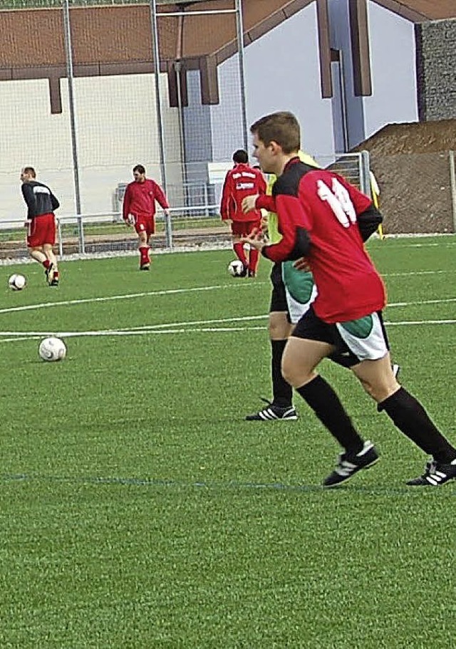 Fehlt beim Auggener  Sportplatz eine Sanitranlage?   | Foto: Umiger