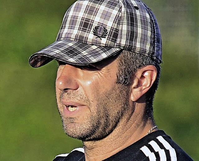 Pep Guardiola inkognito: FVLB-Trainer Ralf Moser  | Foto: Felix Held