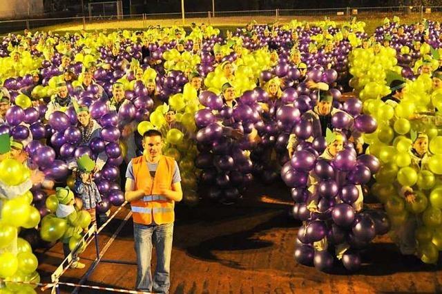 Guinness-Rekord in Ihringen: 404 lebende Weintrauben