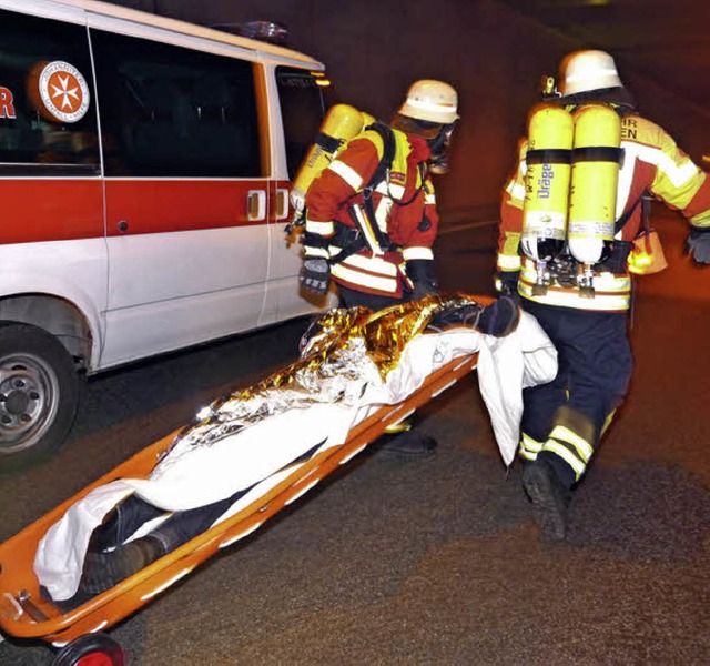 Auch sogenannte Schleiftragen kamen bei der bung zum Einsatz.  | Foto: Patrick Kerber