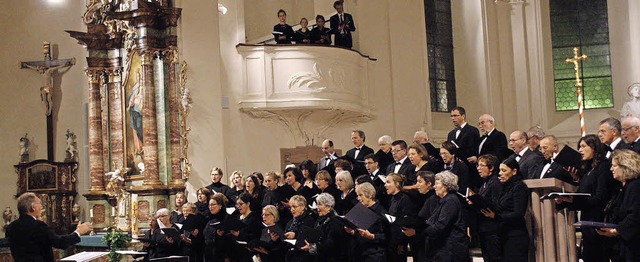 Geistliche Musik in bildhafter musikal...as Vocalensemble Breisach in Endingen.  | Foto: CH. Franz