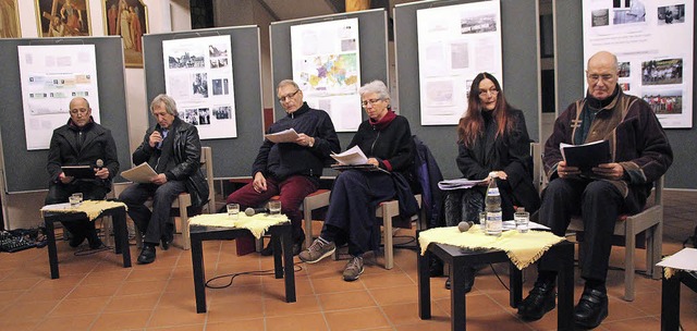 Aus den Briefen einer jdischen Famili...n der Stadtkapelle Waldkirch gelesen.   | Foto: Stefanie Sigmund