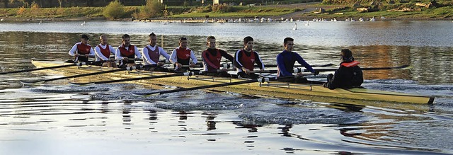 Frh morgens beginnt das Training, mit...ch das  schne Herbstwetter genieen.   | Foto: Jochen Voigt