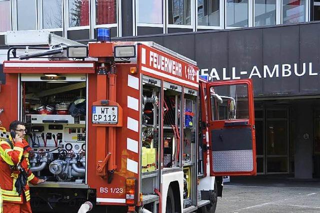 Kabelbrand im Spital Bad Säckingen – Großeinsatz der Feuerwehr