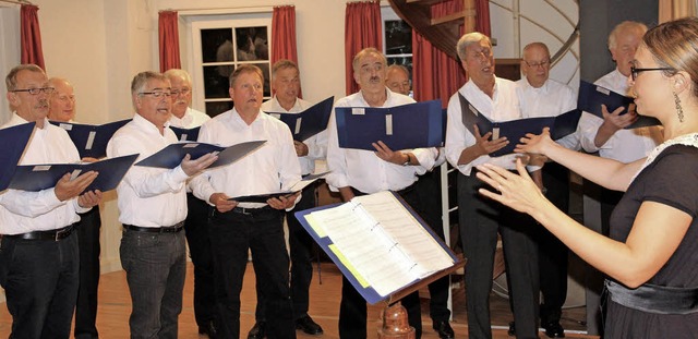 Der MGV Ehrenstetten-Slden beim Herbstkonzert.   | Foto: Frowalt Janzer