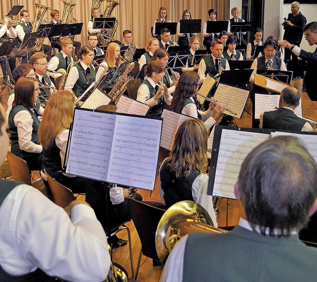 Voll konzentriert: der Musikverein Ottoschwanden in Aktion  | Foto: Kurz