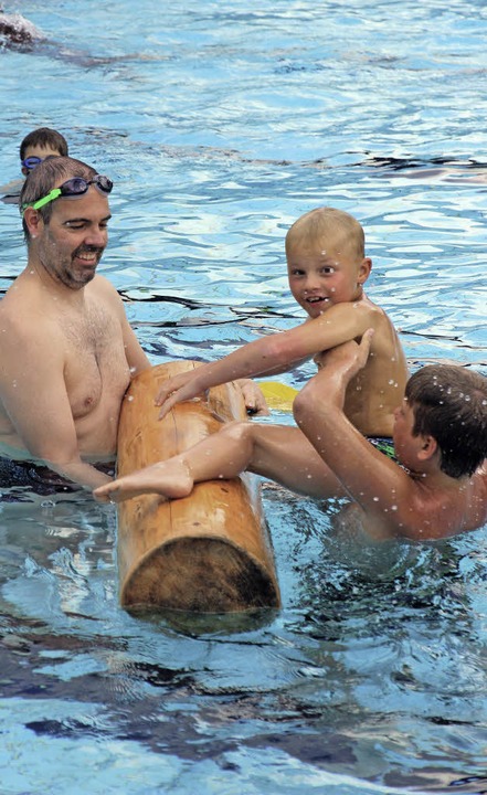 Spiel und Spa im Freibad dank dem Frderverein.   | Foto: Eva Korinth