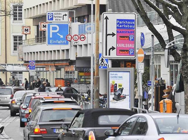 Parkhuser in Freiburg sind nur an wen...r voll. Wenn, dann aber am Wochenende.  | Foto: Ingo Schneider