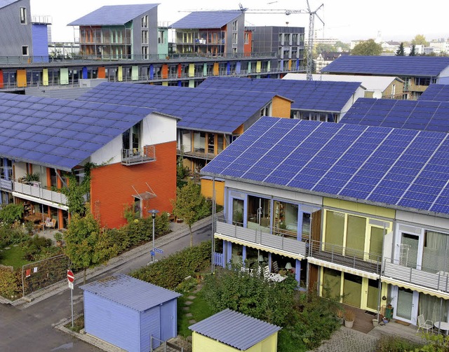 Photovoltaik ist eine Mglichkeit alternativer Energien.  | Foto: dpa