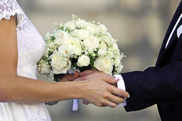 Die Trends für Braut und Bräutigam