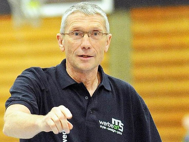 Bei vielen Handballvereinen fehlt der ...&#8211; Ex-Bundestrainer Armin Emrich.  | Foto: Michael Heuberger               
