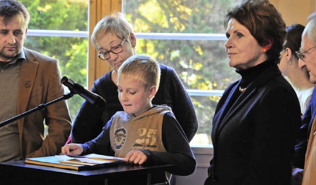 Die Buchpremiere von &#8222;Waldkirch ...nd Helga Bauer sind die Urheberinnen.   | Foto: ZVG