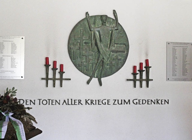 In Hinterzarten gedenkt man den Opfern der Kriege.  | Foto: Joachim Frommherz