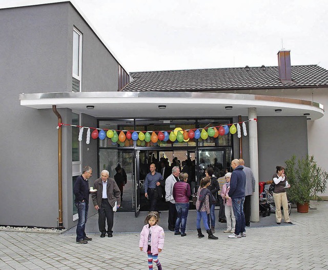 Bunte Ballons knden von der Erweiterung.   | Foto: Horst David