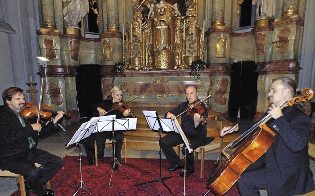 Wenig bekannte Musik  spielten Thomas ...rnov und Fernando Vietti (von links).   | Foto: Michael Gottstein