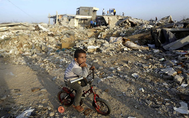 Der Gazastreifen ist weiterhin eine Trmmerlandschaft.   | Foto: AFP