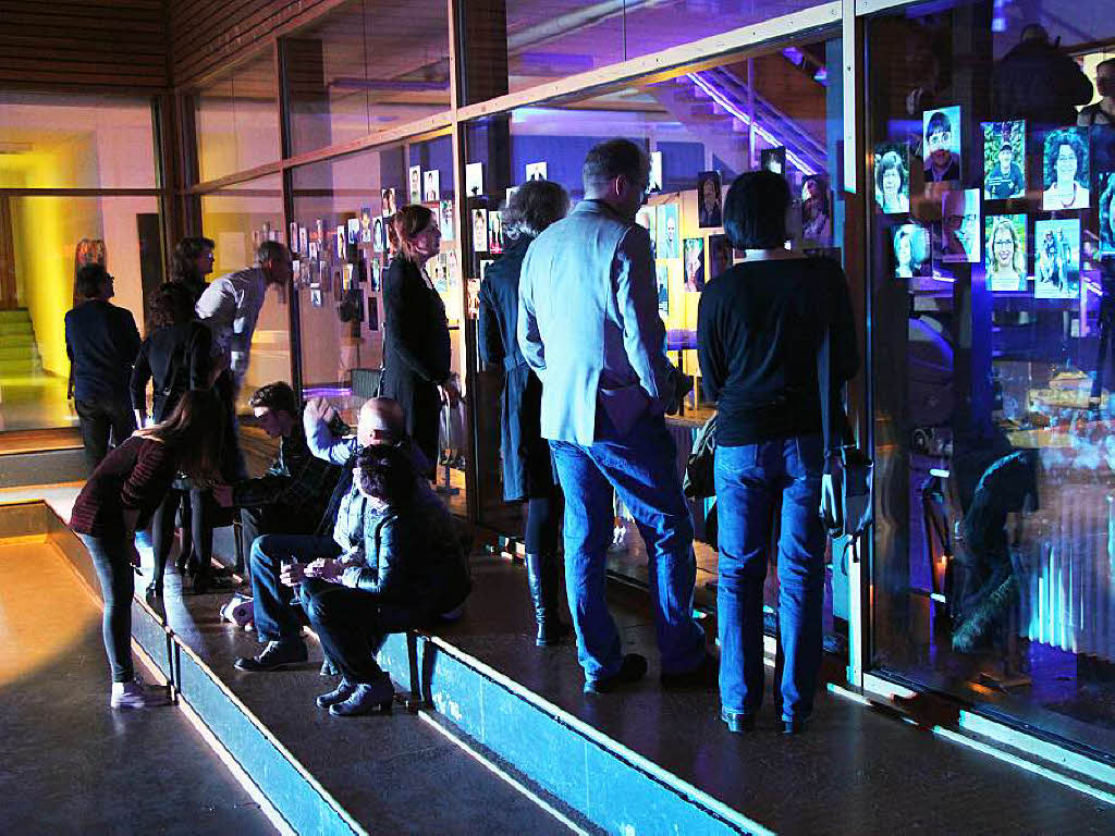Fotos von ehemaligen Schülern in der „Hall of Fame“. Fotos von ehemaligen Schülern in der „Hall of Fame“.