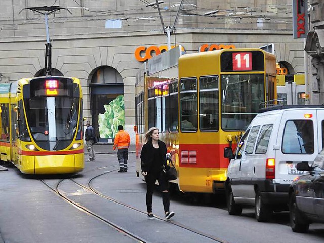 Eine Tram der Linie 11 - wie hier am B...Unfall von  Sorin Brebeanu verwickelt.  | Foto: Daniel Gramespacher