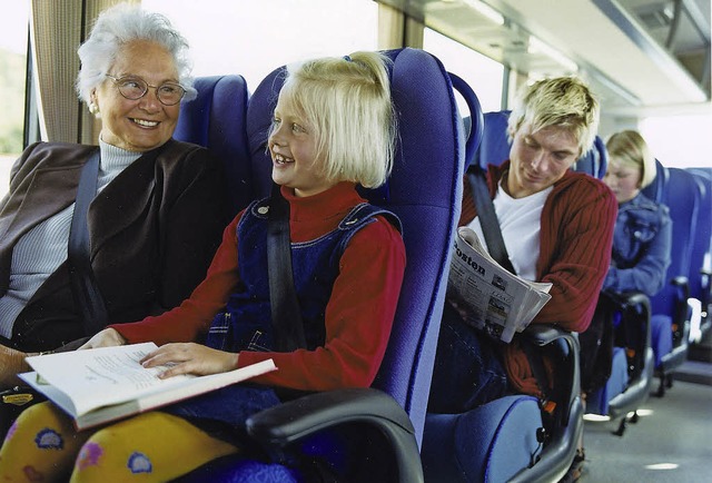 Haben gut lachen: Wer sich im Bus wohlfhlt, kann den Urlaub entspannt angehen.  | Foto: BDO