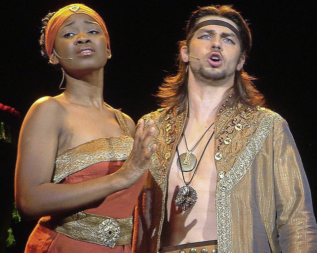 Aida und Radames aus dem Musical Aida im Gloria-Theater  | Foto: Frey