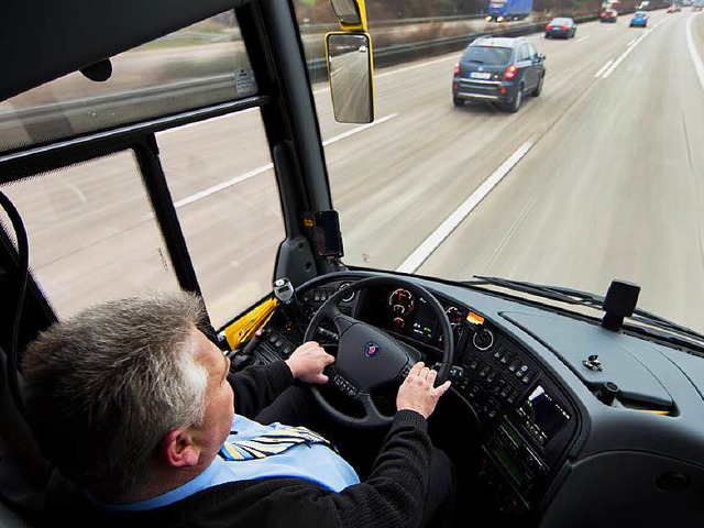 Busfahrer mssen derzeit nicht lange nach Jobs suchen.  | Foto: dpa