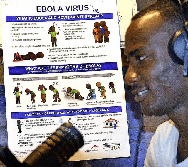 Ebola-Aufklrung via Radio in Liberia   | Foto: AFP