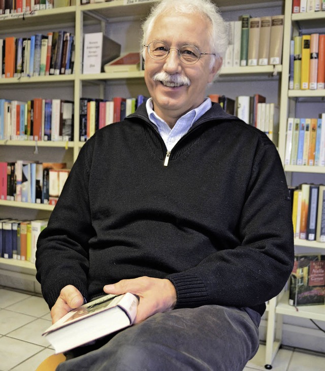 Lotse durch die Welt der Literatur: Eberhard Platzek   | Foto: Frey